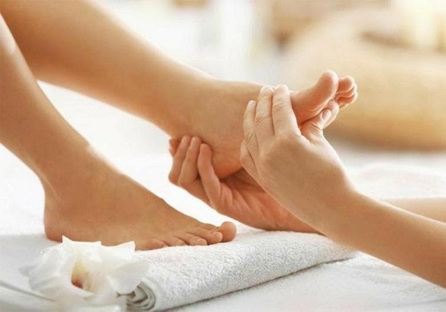 Lợi ích của liệu pháp massage chân